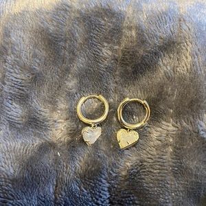 Kendra Scott heart earrings!